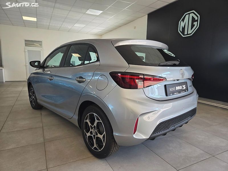 MG MG3 (2025) 1,5 ELEGANCE - fotka 2 z 8