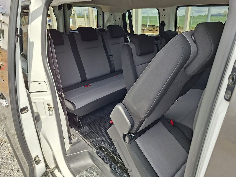 Peugeot Expert Combi L2 1.6 BHDi  9.Míst - fotka 15 z 23