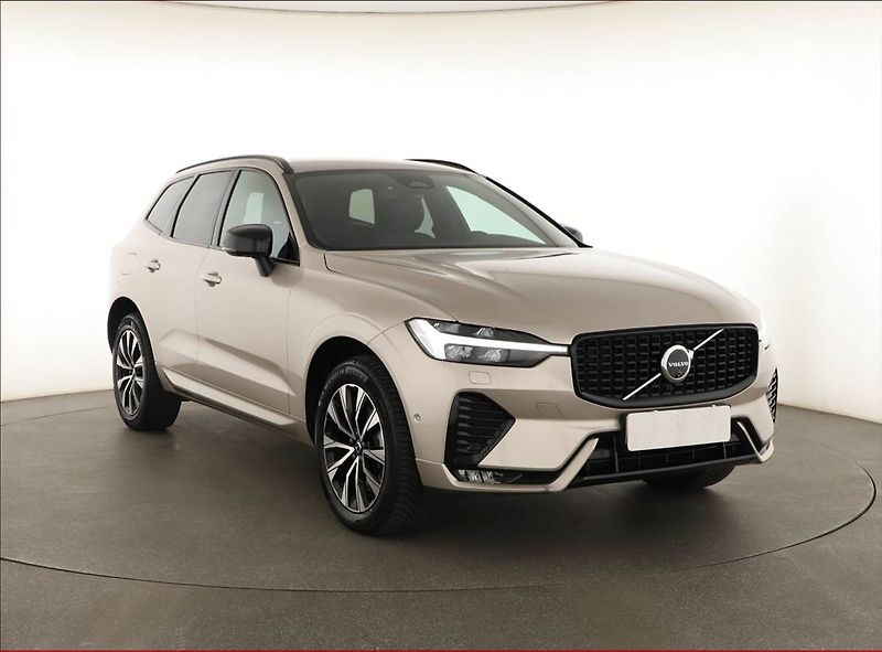 Volvo XC60 (2023) B4 AWD - fotografie inzerátu
