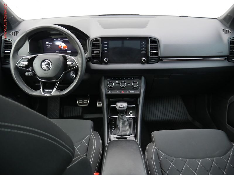 Škoda Karoq (2021) 1.5 TSI, SportLine. DSG, LED - fotka 8 z 21