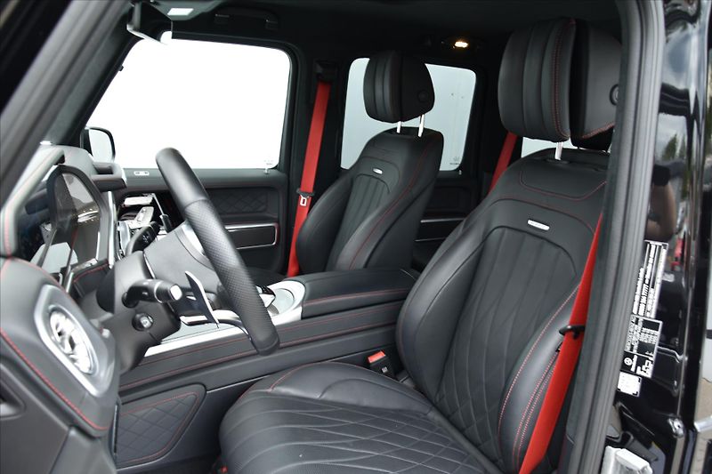 Mercedes-Benz Třídy G 63 AMG MANUFAKTUR ZÁRUKA ČR - fotka 10 z 32