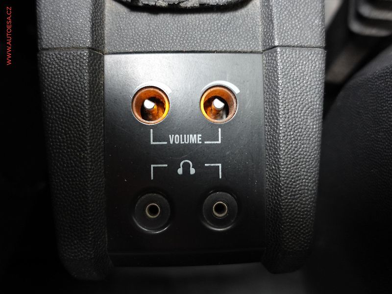 Opel Meriva (2003) 1.6i, AC - fotka 20 z 22