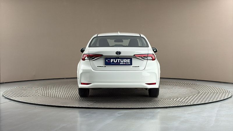 Toyota Corolla 1.8 Hybrid AUT Active Sedan - fotka 5 z 24