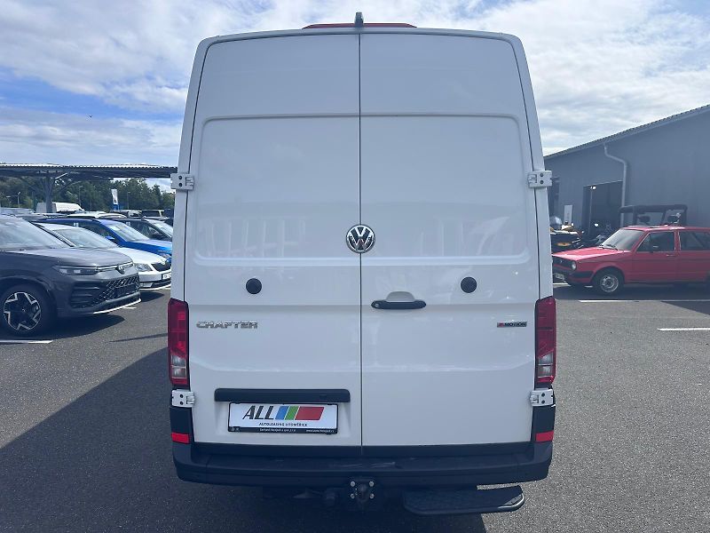 Volkswagen Crafter 2.0 TDI 130kW DSG 4Motion - fotka 7 z 13
