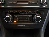 Volkswagen Golf (2010) 1.6TDi, autoAC, STK10/27 - náhled 13