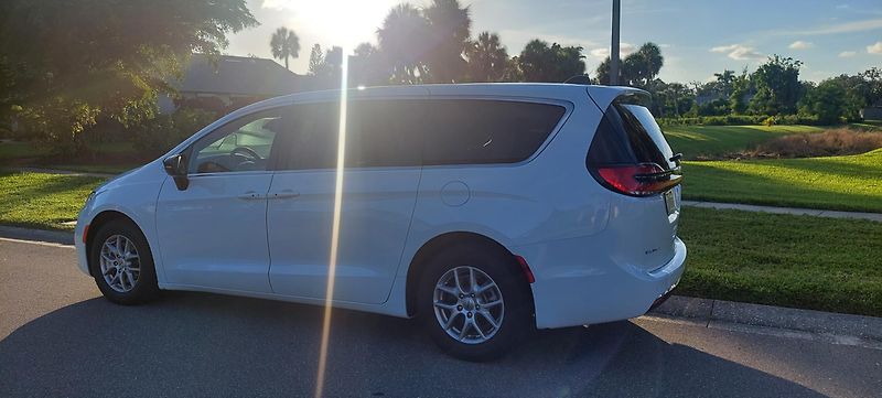 Chrysler Pacifica (2025) 2025 SKLADEM - fotka 4 z 33