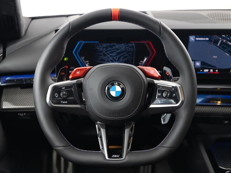 BMW M5 - fotka 12 z 23