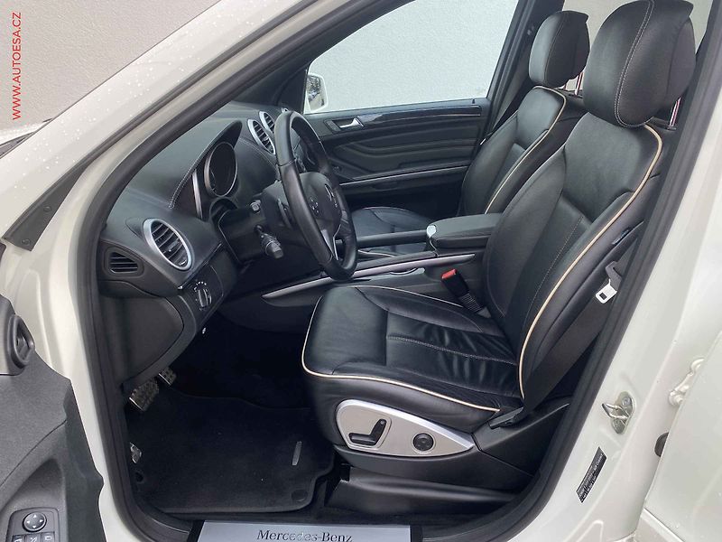 Mercedes-Benz Třídy M (2012) 3.0 CDi ML 350 4Matic, 1.maj - fotka 9 z 20