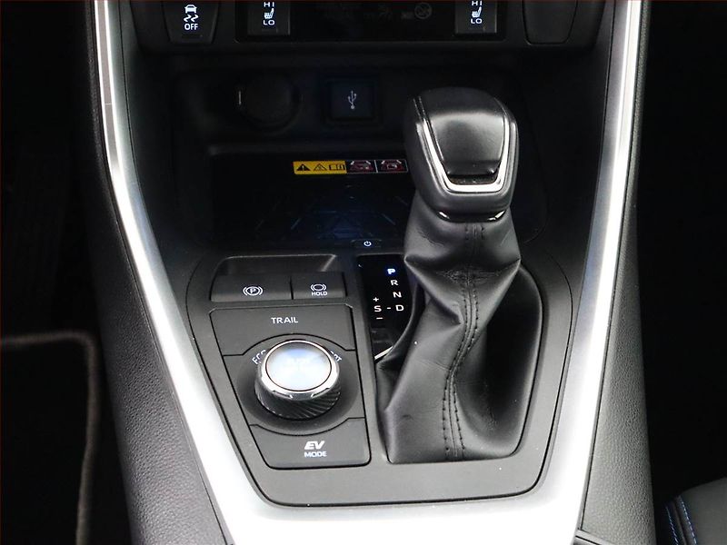 Toyota RAV4 (2022) 2.5 Hybrid - fotka 11 z 21