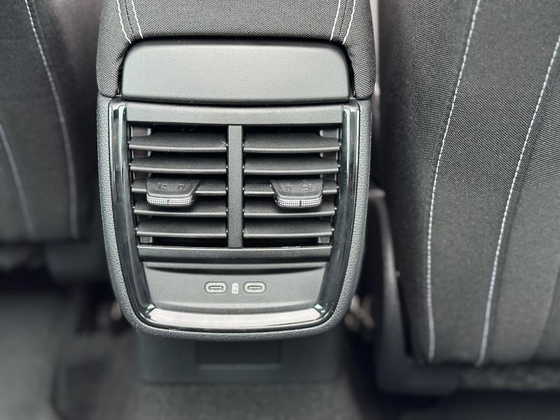 Škoda Kamiq (2026) Monte Carlo 1,5 TSI 110 kW DSG - fotka 23 z 25