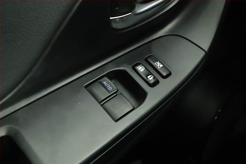 Toyota Yaris (2017) 1.5 Dual VVT-i, ČR,1.maj - fotka 13 z 13