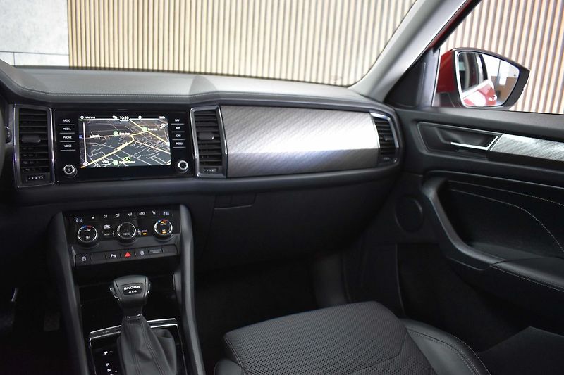 Škoda Kodiaq TDI 147kW 4x4*STYLE*TAŽNÉ*ČR 1 - fotka 10 z 42