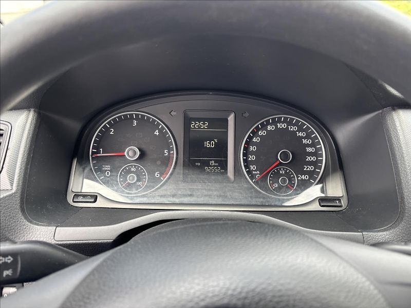 Volkswagen Caddy 2,0 TDi 75kW DPH - fotka 18 z 28