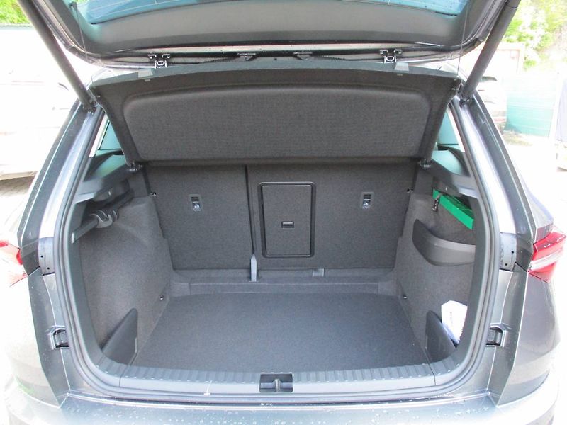 Škoda Karoq Top Selection 1,5TSI 110kW DSG - fotka 15 z 16