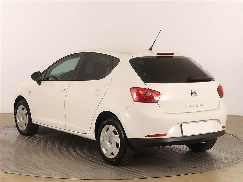Seat Ibiza (2011) 1.6 TDI, Serv.kniha, po STK - fotka 4 z 14