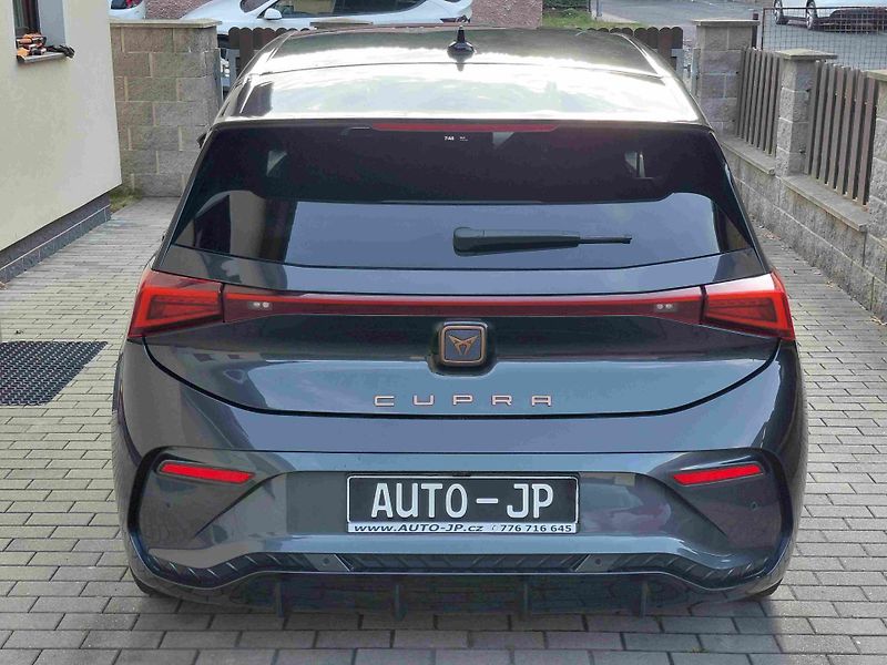 Cupra Born 170kW XL-BAT-77kWh  SOH-97,9%  - fotka 4 z 10