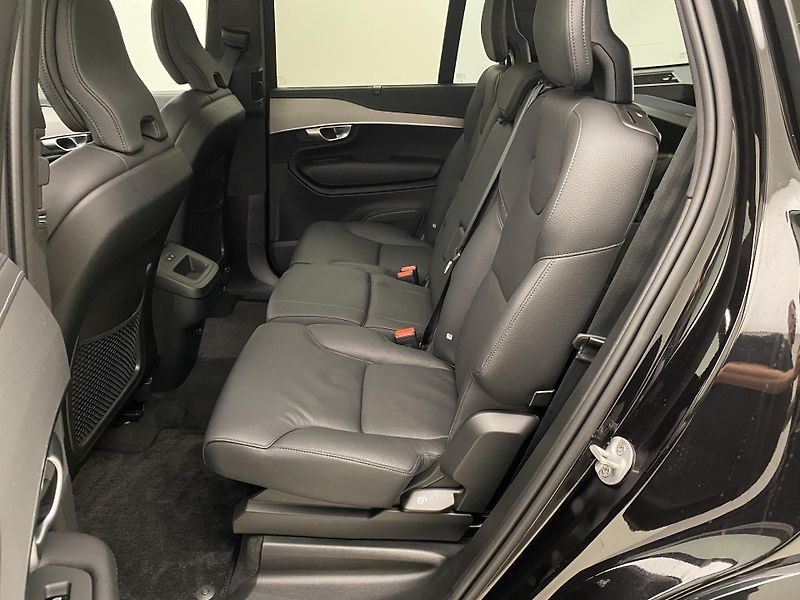Volvo XC90 B5 AWD BRIGHT PLUS AUT 7m - fotka 5 z 58