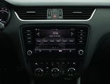 Škoda Octavia (2018) RS 2.0 TSI, Serv.kniha, Navi - náhled 12