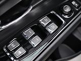 SsangYong Korando 1,5 TGDi 120kW Aut. AWD CZ - náhled 11