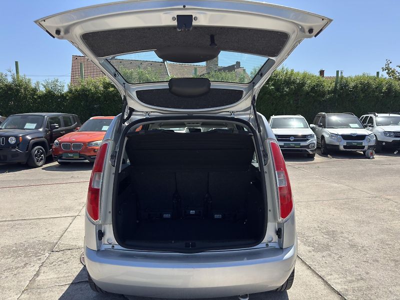 Škoda Roomster - fotka 7 z 7