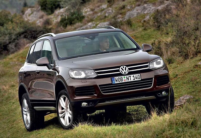 Autosalony ojetých aut Škoda jsou dnes často k nerozeznání od těch, kde se prodávají nová auta