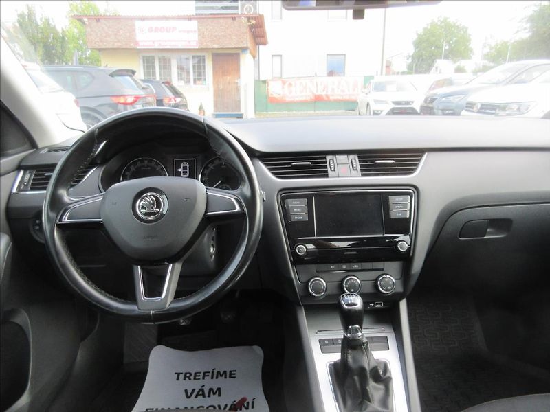 Škoda Octavia 1,6 TDI 85kW - fotka 8 z 11