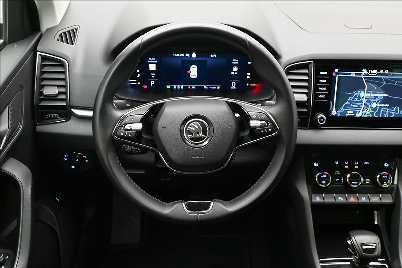 Škoda Karoq 1,5 TSI 110 kW DSG Ambition Zá - fotka 18 z 31