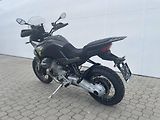 Moto Guzzi (2026) V100 Stelvio ARAS E5+ - náhled 7