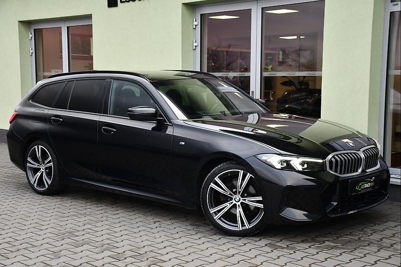 BMW Řada 3 320d xDrive M-SPORT   - fotka 2 z 64