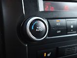 Kia Sorento (2011) 2.2 CRDi, 4X4, Automat - náhled 18