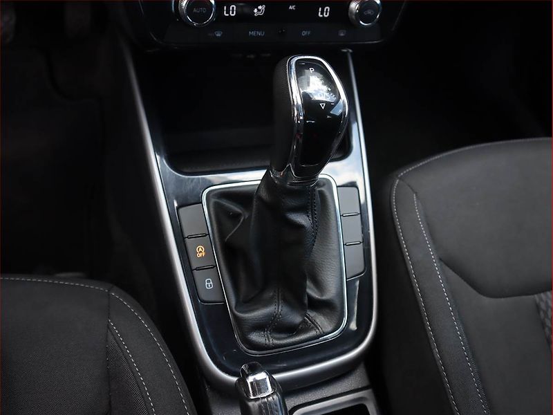Škoda Fabia (2023) Ambition Plus 1.0 TSI, Automat - fotka 13 z 21
