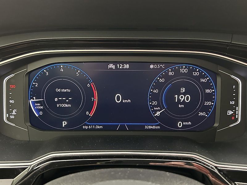Volkswagen Polo 1.0 TSi R-Line - fotka 7 z 27