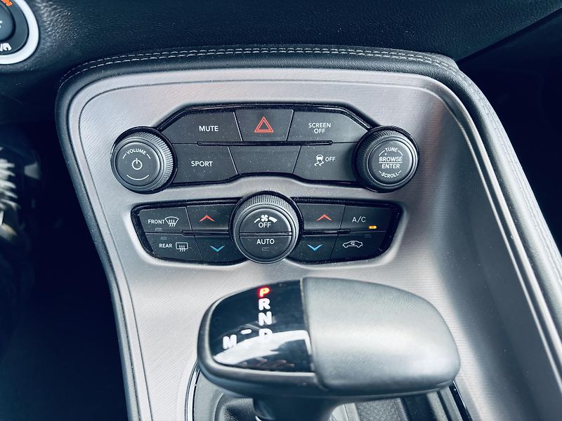 Dodge Challenger (2024) 3.6 V6 227kW, 4x4, ČR, DPH - fotka 14 z 16