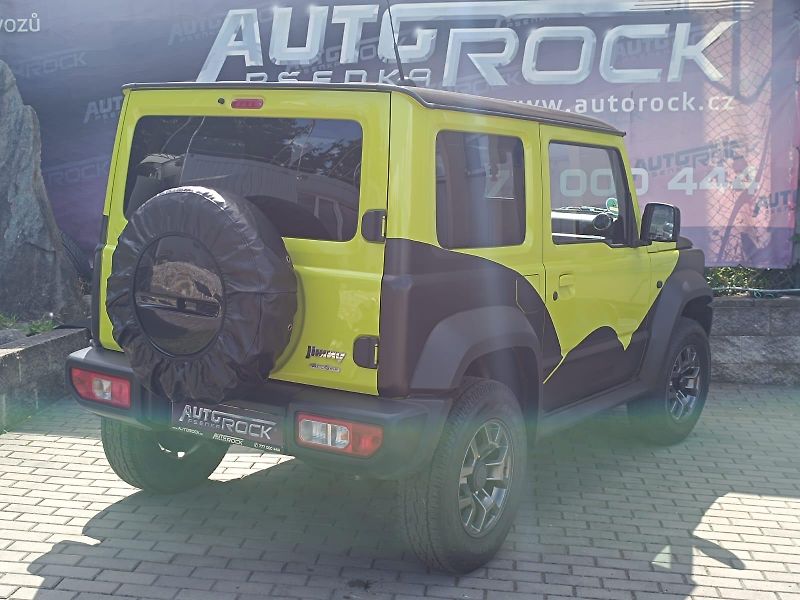 Suzuki Jimny 1.5/75kW,4x4, Comfort+, 4místa - fotka 7 z 38