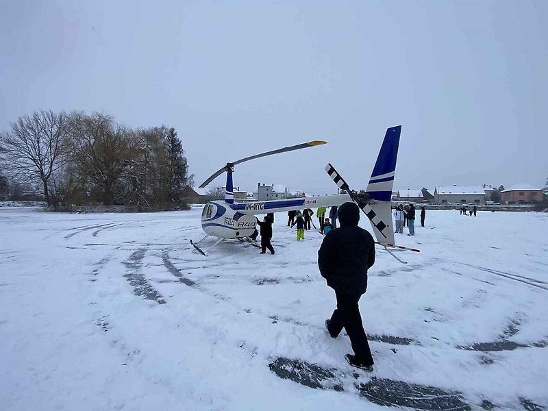 V Obořišti se konal první ročník jízdy na ledě Icekot.