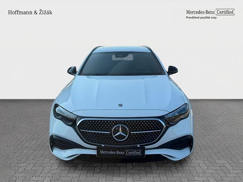 Mercedes-Benz Třídy E 300de 4M kombi - fotka 2 z 13