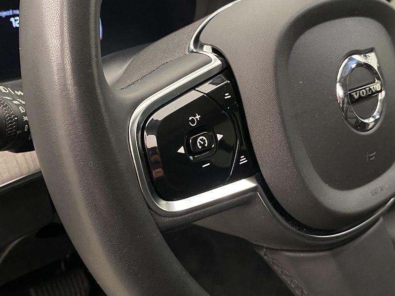 Volvo XC90 B5 AWD BRIGHT PLUS AUT CZ 7m - fotka 20 z 65