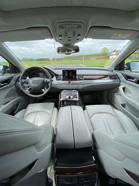 Audi A8 (2015) - fotka 10 z 17