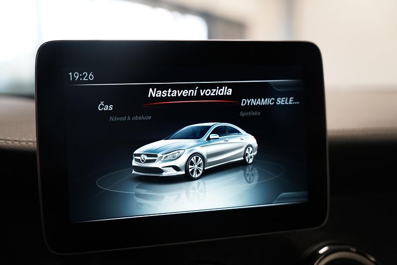 Mercedes-Benz CLA - fotka 17 z 23
