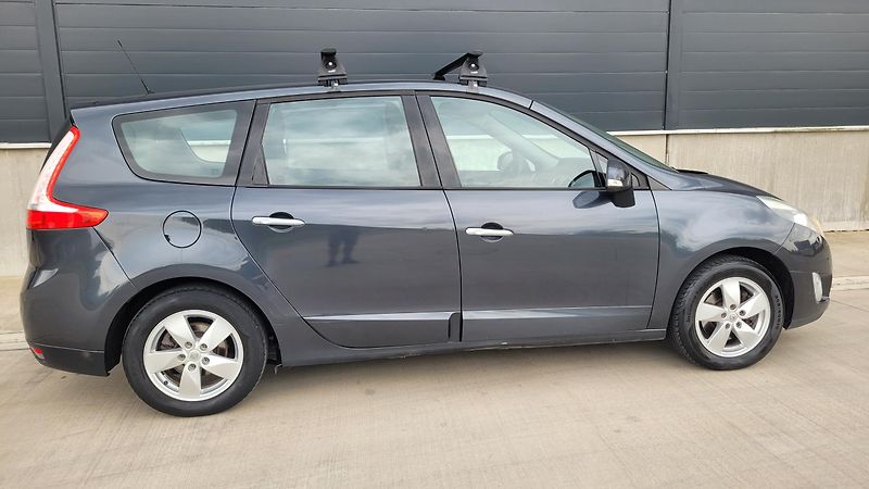 Renault Scénic 2,0i 103 KW AUTOMAT - fotka 8 z 19