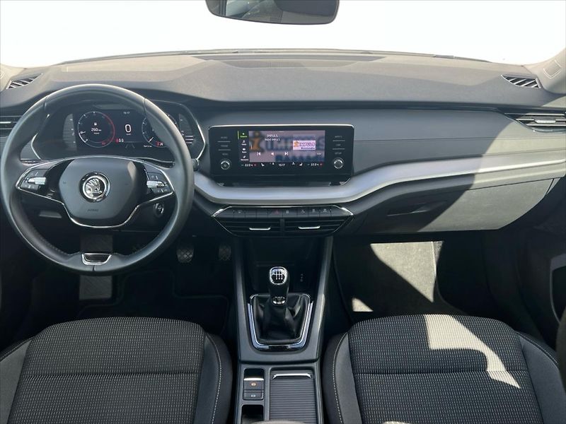 Škoda Octavia 2,0 TDi 85kW AMBITION PLUS - fotka 5 z 24