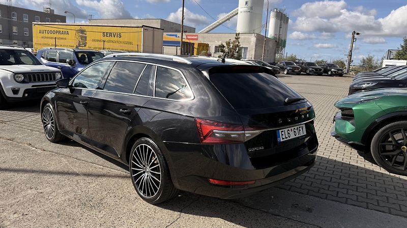 Škoda Superb (2020) 1.4 IV,PHEV ,DOJEZD 38KM,LED - fotka 33 z 49