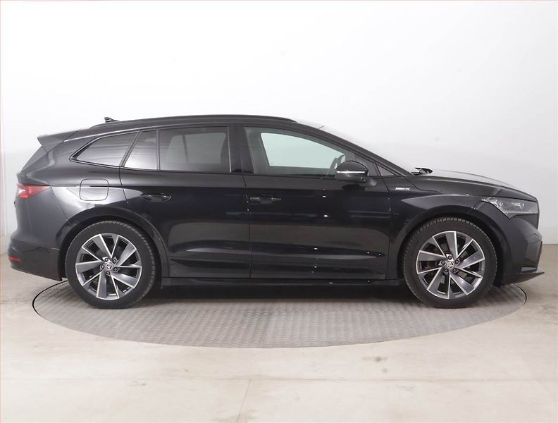 Škoda Enyaq (2021) Sportline iV 60 (62 kWh) - fotka 6 z 17