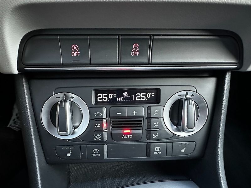 Audi Q3 2,0 TFSI quattro 125kW - fotka 27 z 34