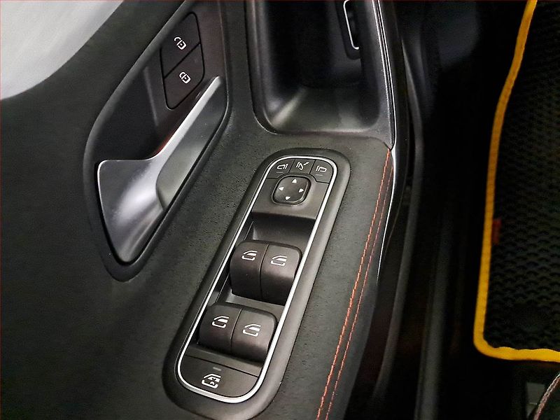 Mercedes-Benz CLA (2020) 200 d - fotka 19 z 19
