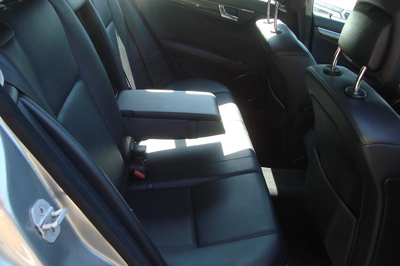 Mercedes-Benz Třídy C (2008) 220CDi,AUT,ČR,Servisní kniha - fotka 31 z 65