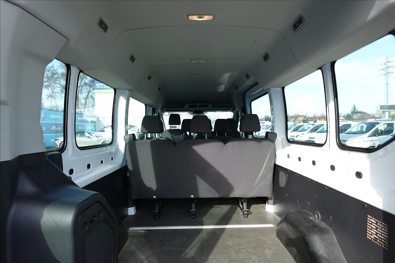 Ford Transit 2,0 TDCi  L3H2 9MÍST KLIMA SER - fotka 13 z 39