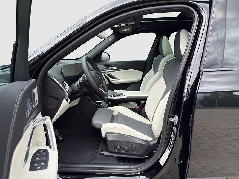 BMW X1 xDrive20d - fotka 2 z 22