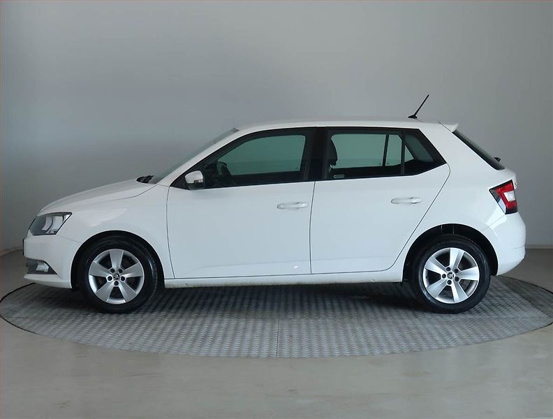 Škoda Fabia (2018) Ambition 1.0 - fotka 3 z 15