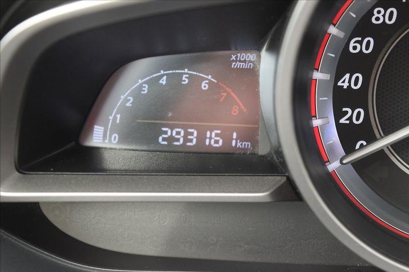 Mazda 3 2,0 G 88KW  DIGIKLIMA ALU NAVI - fotka 26 z 47
